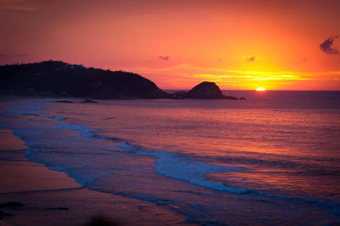 Sunrise at Playa Zipolite